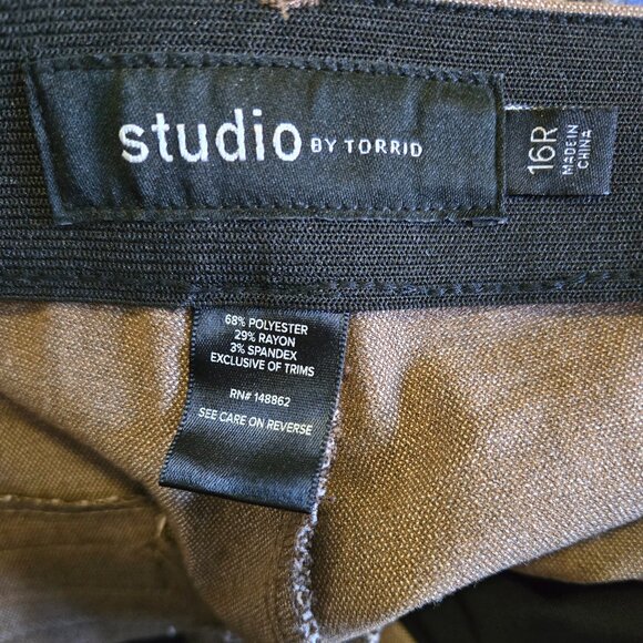 Torrid Studio dress pants size 16R - Picture 3 of 4
